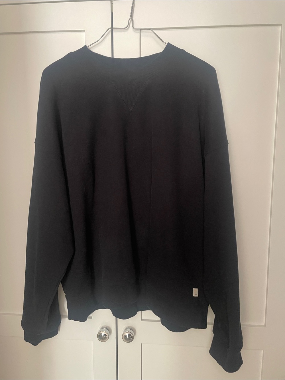 Vuori Black Crew Sweatshirt with Contrast Logo Patch
